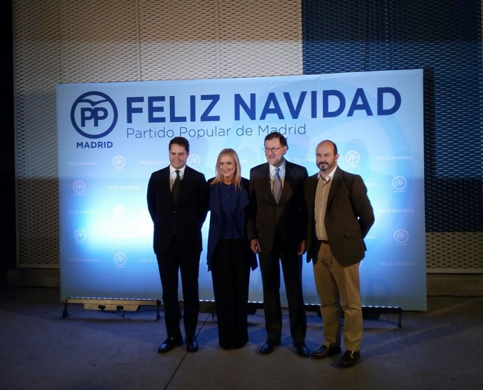 Cifuentes, junto a Rajoy, en la cena de Navidad del PP de Madrid