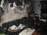 Tres personas heridas en el incendio de una vivienda en el barrio pamplonés de San Jorge
