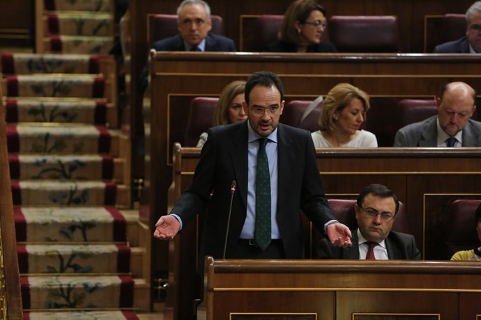 Antonio Hernando en la sesión de control al Gobierno en el Congreso