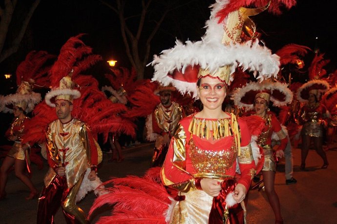 Carnaval, disfraces, disfraz, comparsa, desfile