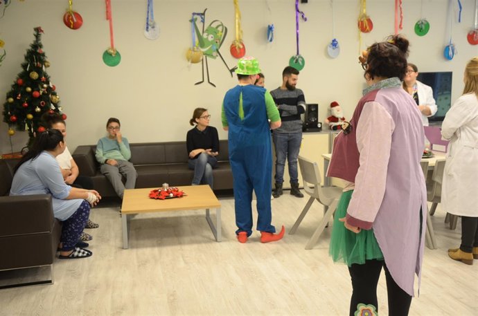 Fiesta navideña en el Materno-Infantil