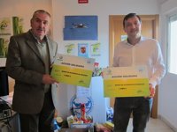 CSIF recauda mil kilos de comida para los Bancos de Alimentos de Cáceres y Badajoz y dona 1.000 euros a cada entidad