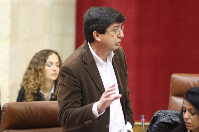 Juan Marín, portavoz parlamentario de C's, en la sesión de control al gobiern