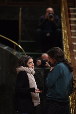 Irene Montero y Pablo Iglesias en el Congreso