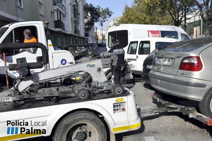 Retirada de vehículos de Son Gotleu