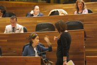 La Junta aprobará la ley para endeudarse en 64 millones para gasto sanitario, pero la oposición pide mejor gestión