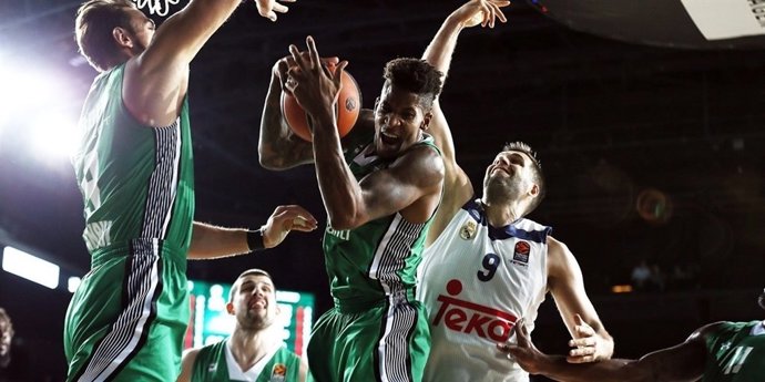 Darussafaka - Real Madrid