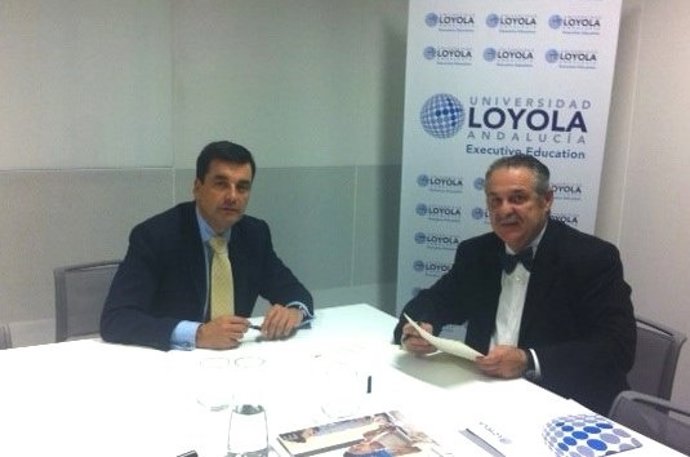 Firma de convenio Universidad Loyola y Fundación Fidas