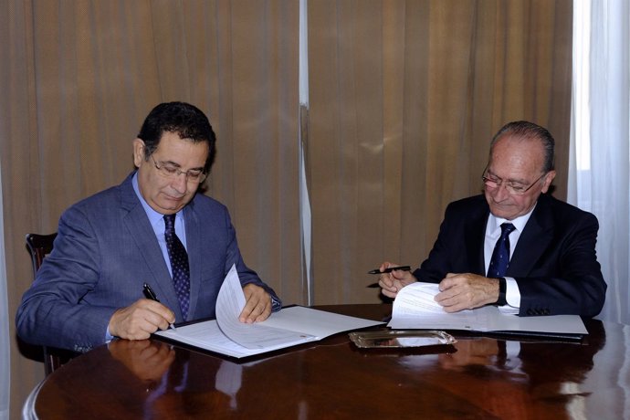 Alcalde de Málaga y de Alhucemas Francisco de la Torre y Mohamed Boudra acuerdo 