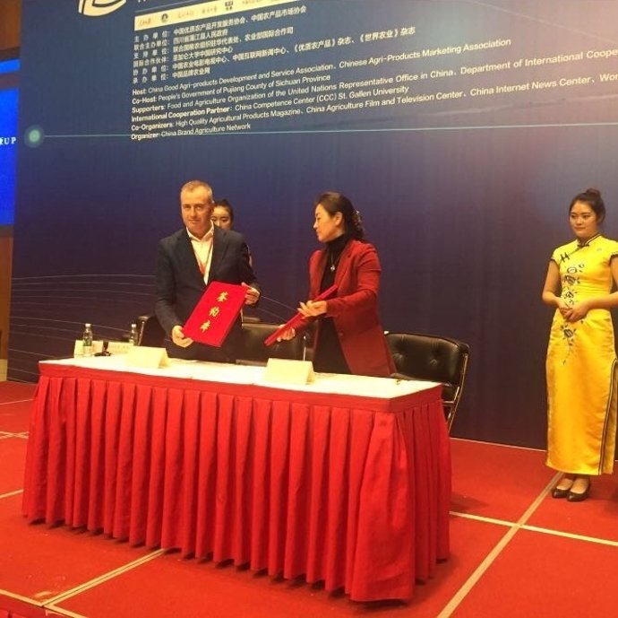 Presencia de la UPA en Simposio Internacional de Pekín