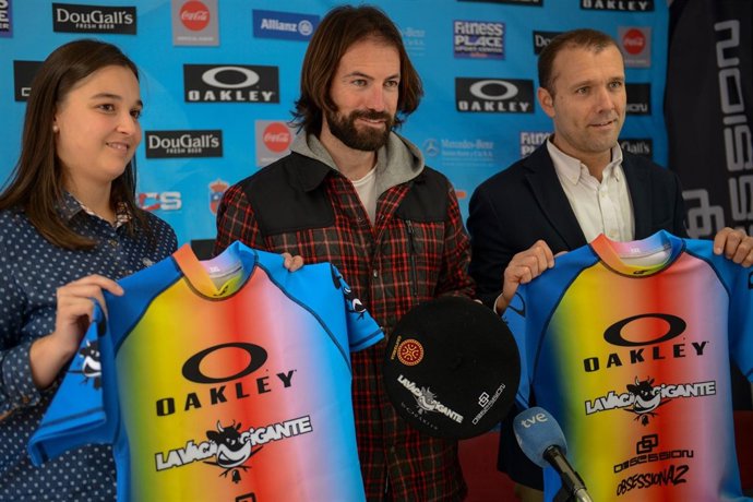 Presentación de La Vaca Gigante 