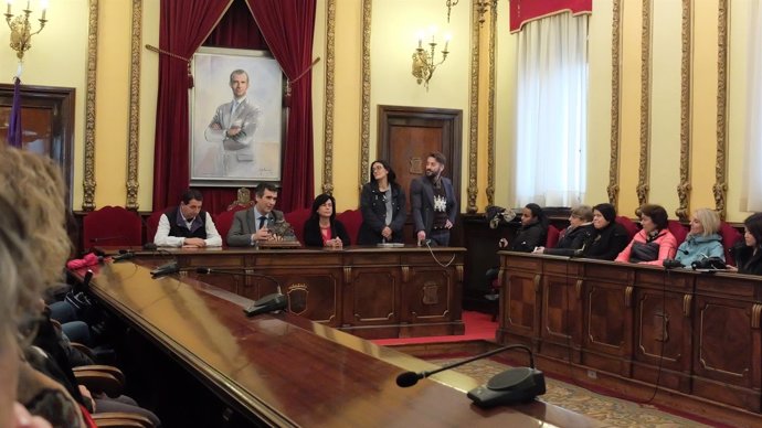 Presentación de gimnasia en el Ayuntamiento de Guadalajara