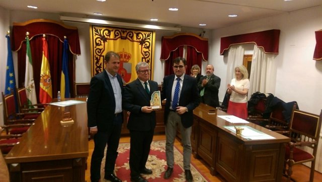 Entrega del Premio Cronista Cazabán del IEG.