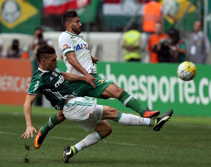 Alan Ruschel en el Chapecoense-Palmeiras