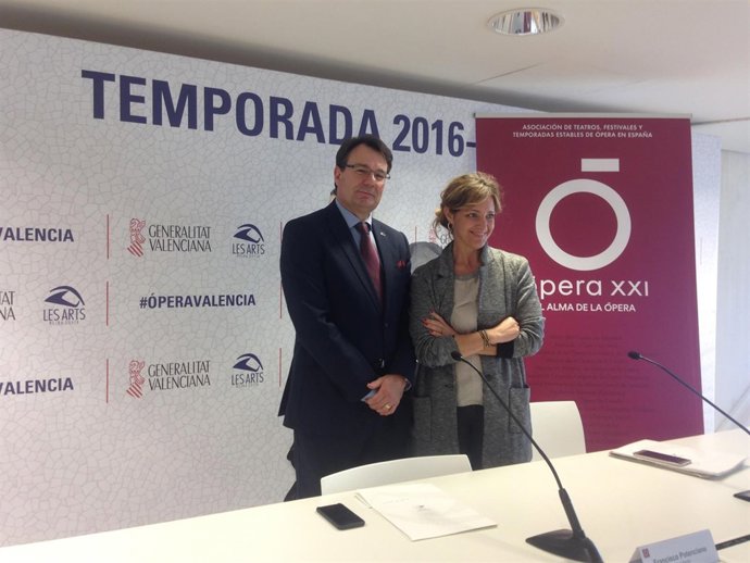 El director económico de Les Arts y presidente de Ópera XXI y la tesorera