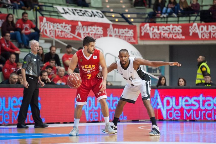 Campazzo da aire a UCAM Murcia en un recital ante RETAbet Bilbao Basket