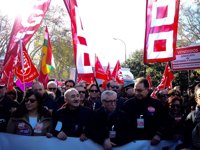 UGT y CCOO se manifiestan contra los límites impuestos por el Gobierno al diálogo social
