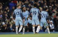 El Manchester City remonta al Arsenal y el Tottenham se impone al Burnley