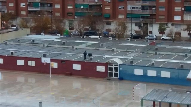Colegio 103 de Valencia, uno de los coles que estará controlado por las lluvias