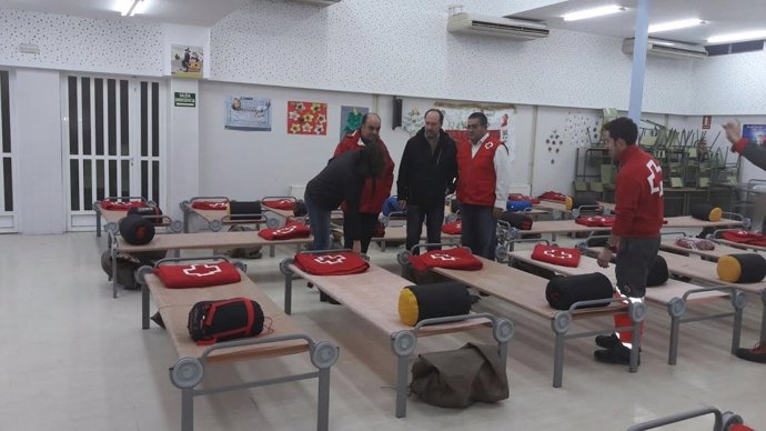 Albergue habilitado por Cruz Roja en la Vega Baja de Alicante