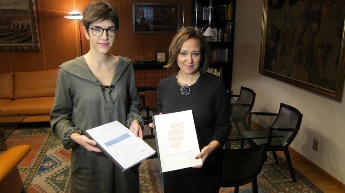 Violeta Barba y Mayte Pérez