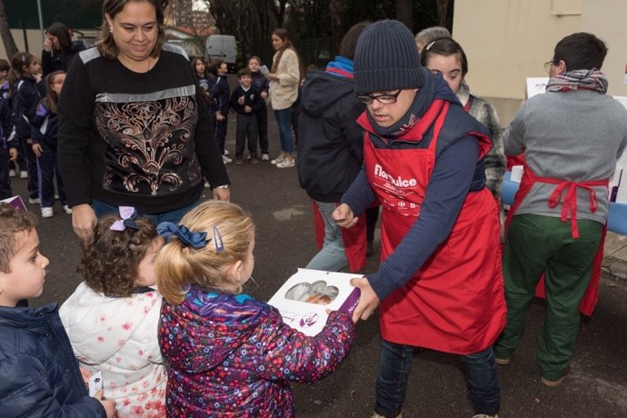 La Flor Dulce de Navidad de Fundación Irene Villa