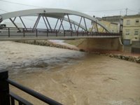 Emergencias eleva a rojo el nivel de preemergencia por lluvias en el sur de Valencia y norte de Alicante