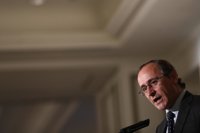 Alonso dice que el alcalde Vitoria es "es un mandado de Bildu" por quitar los toros