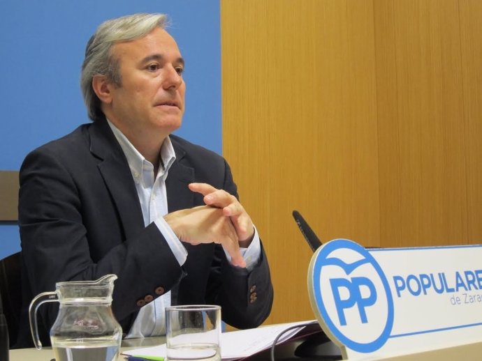 El portavoz del grupo municipal del PP en el Ayuntamiento, Jorge Azcón.