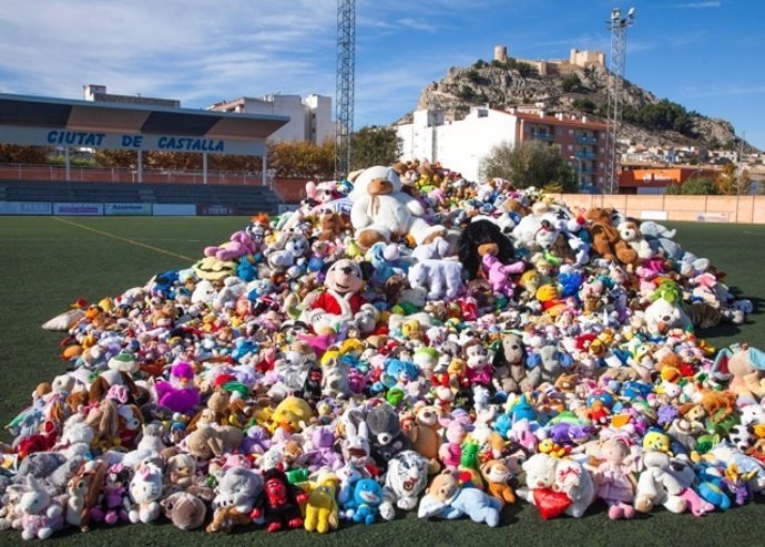 7.300 Peluches Lavados Y Secados Por Miele