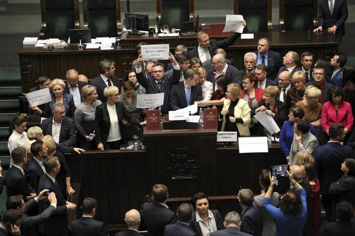 Protesta en el Parlamento de Polonia