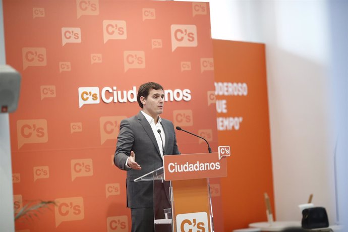 Rueda de prensa de Albert Rivera en la sede de Ciudadanos