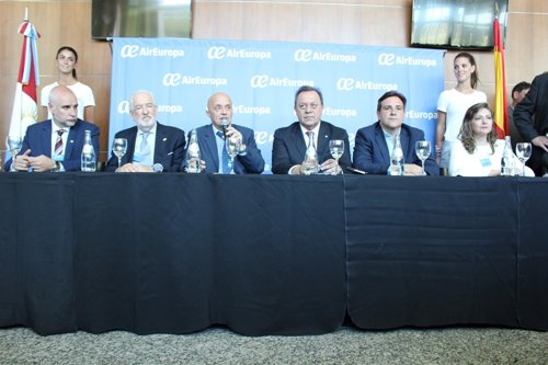 Air Europa aterriza en Córdoba (Argentina)