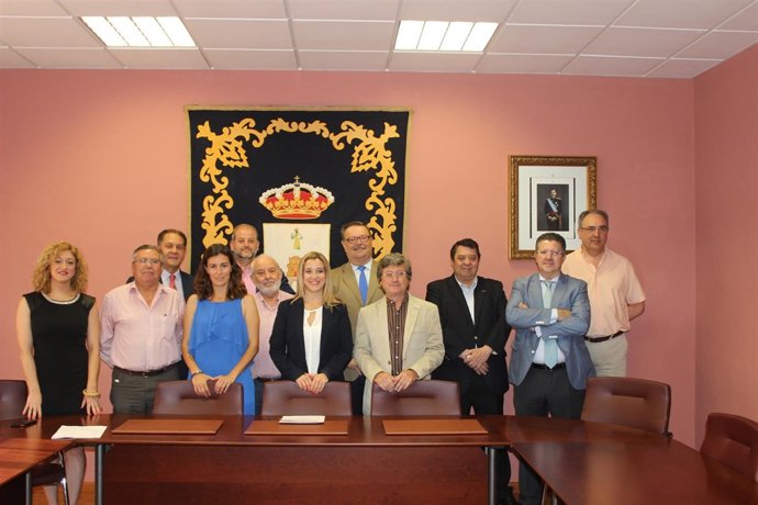 Reunión de la alcaldesa de alcalá de Guadaíra con respresentantes de FICA