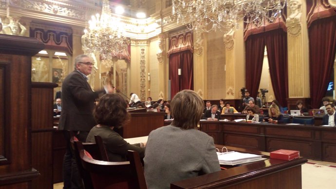 Jaume Font interviene en el pleno de presupuestos