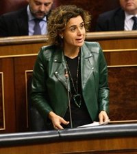 Sanidad anuncia un plan para reducir las listas de espera y mejoras formativas y laborales para los profesionales