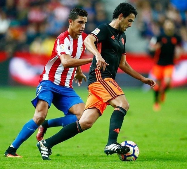 Parejo y Rachid en el Sporting Valencia