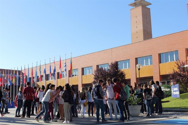 Alumnos de ESO en la Universidad Pablo de Olavide.