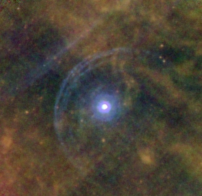 Materia en un lado de la estrella Betelgeuse detectada con Herschel