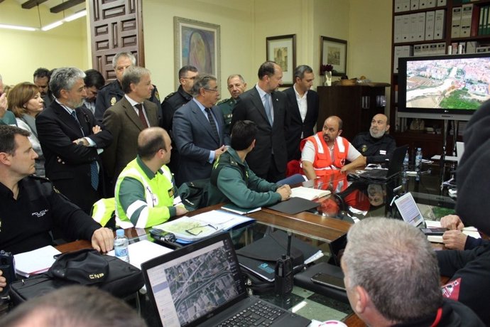El ministro de interior, Juan Antonio Zoido visita Orihuela tras el temporal  