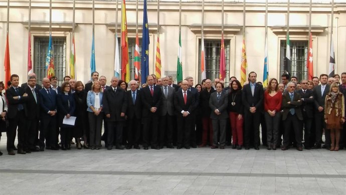 Minuto de Silencio en el Senado por los atentados en Berlín y Turquía
