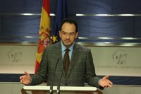 El PSOE recuerda al PP que derogar la reforma del TC no impide actuar en el caso catalán