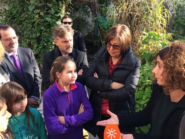 José Fiscal y Adelaida de la Calle, en el colegio 'Huerta de Santa Marina' 