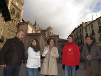 La alcaldesa de Teruel recibe la primera Medalla de los 800 Años de los Amantes