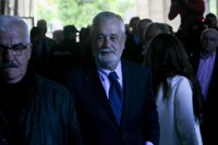 Griñán pide su absolución en los ERE porque "nunca" intervino en la concesión de las ayudas