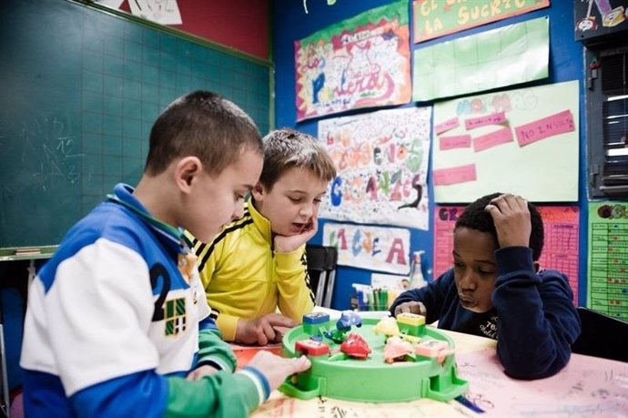 Niños en un colegio