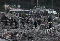 Ascienden a 33 los muertos por las explosiones en un mercado de pirotecnia de México