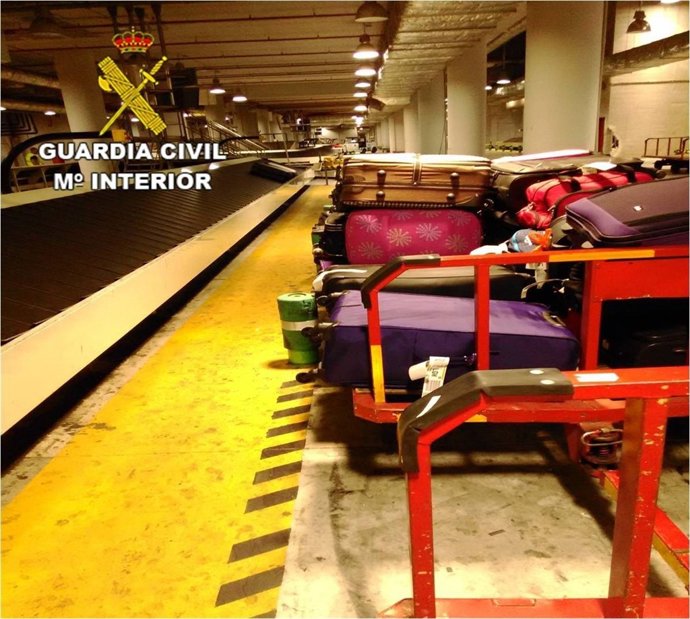 Maletas en el aeropuerto de Alicante