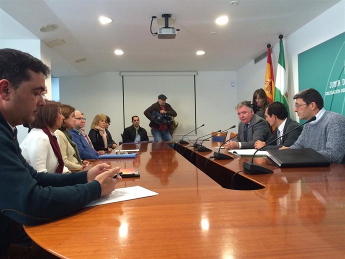 Entrega de subvenciones a artesanos y comercio ambulante