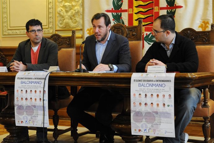 Presentación del Clínic Solidario.                